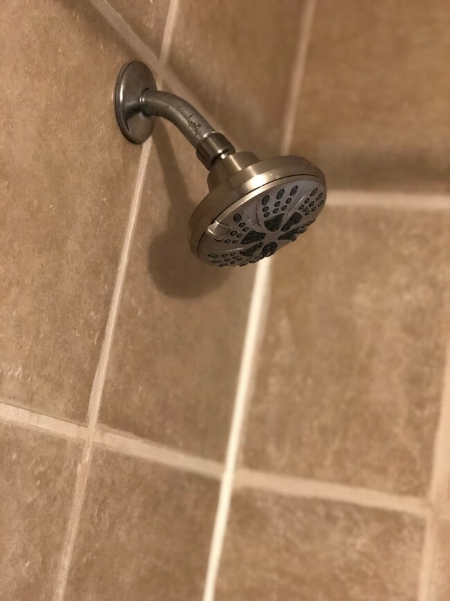 Building Photo - 574 Cooper St SW