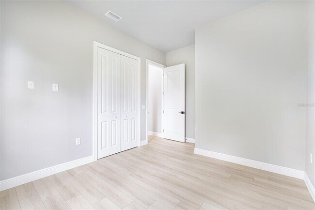 Building Photo - 2635 Snug St