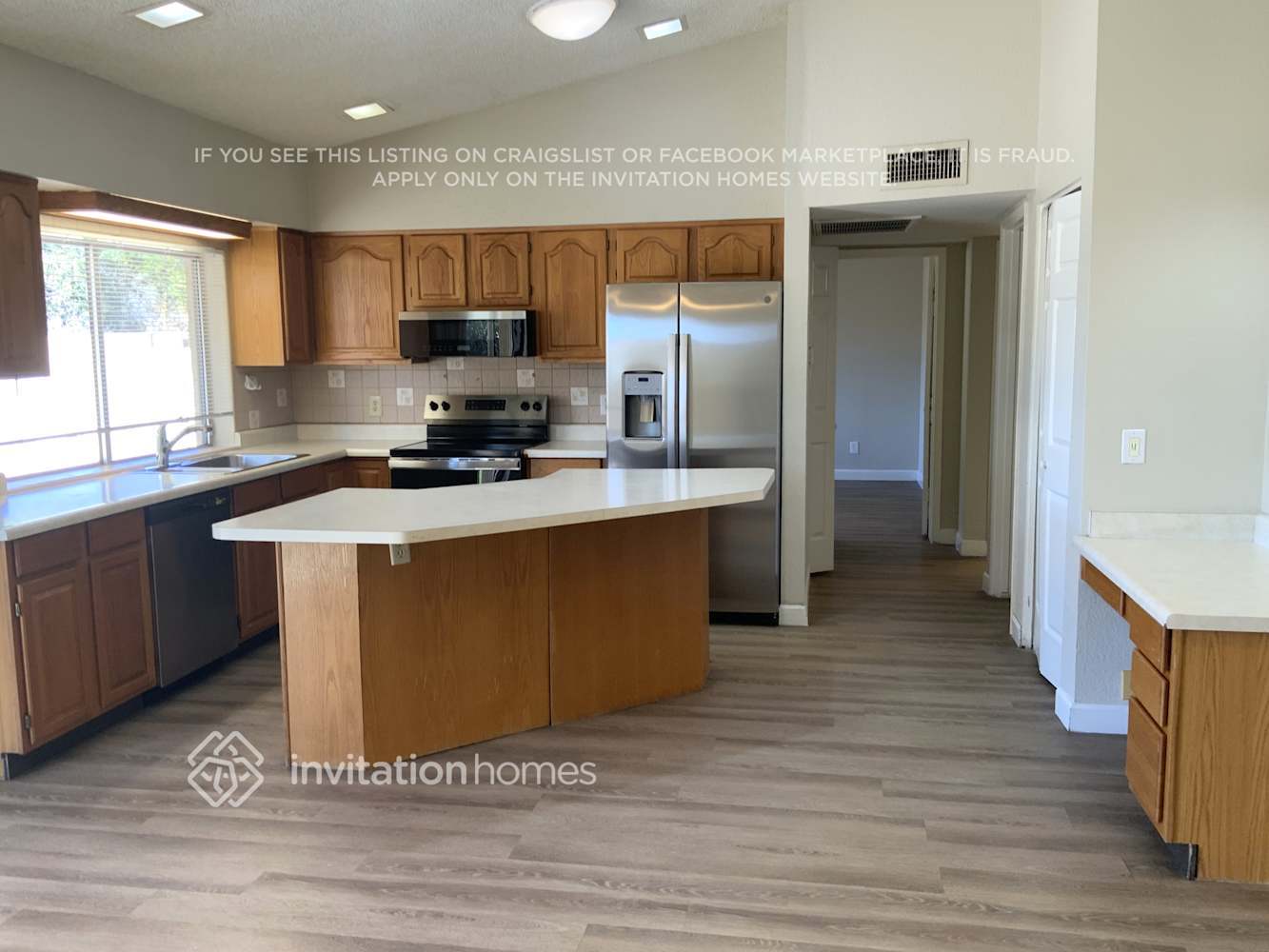 Building Photo - 18432 N 46th Ave