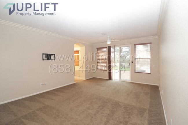 Building Photo - 4 bed 2.5 Bath On A Cula-De-Sac