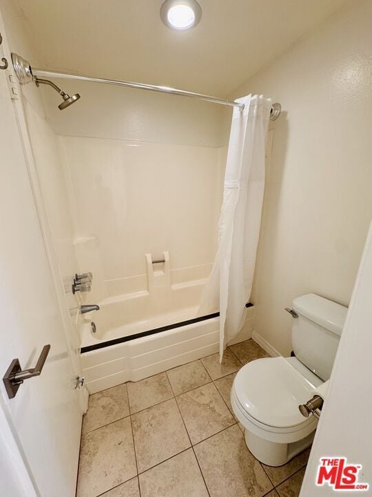 Building Photo - 1348 E Hillcrest Dr