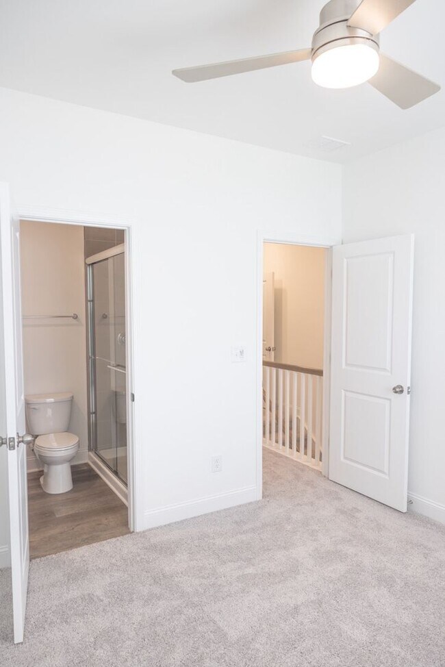 Building Photo - 1810 Matthews-Mint Hill Rd