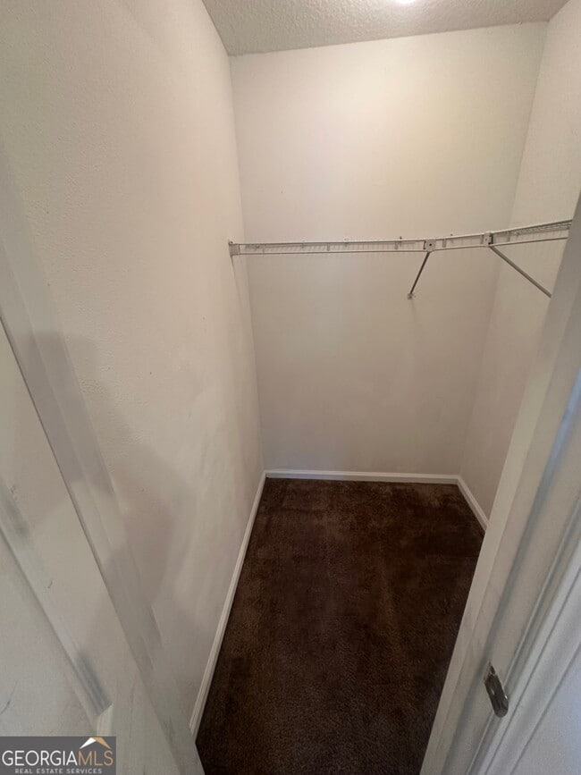 Building Photo - 409 E Lawnwood Ave