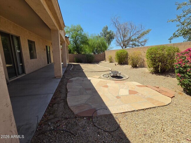 Building Photo - 13426 W Jacobson Dr