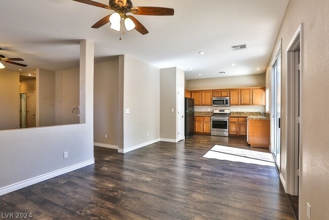 Building Photo - 1142 Cathedral Ridge St