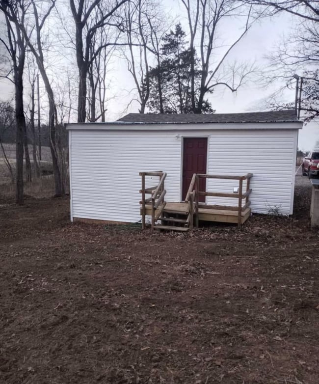 Building Photo - 413 Rineyville-Big Springs Rd