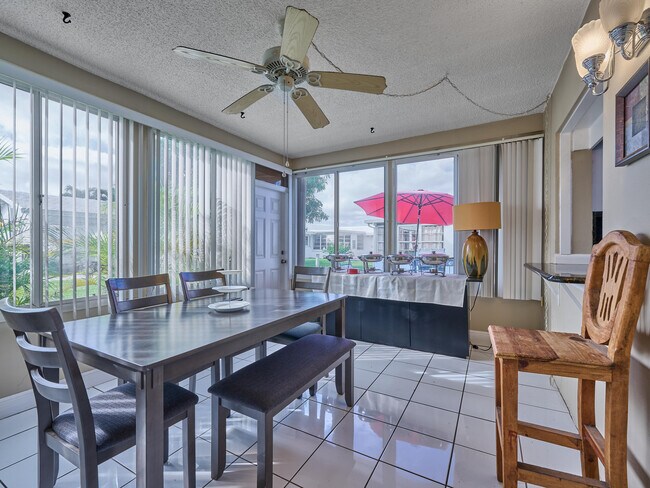 Building Photo - 519 SW 18th St