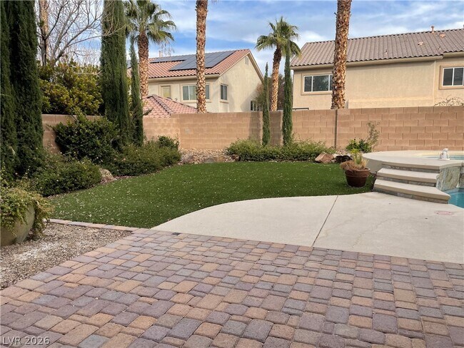 Building Photo - 10674 San Bellacova Ct