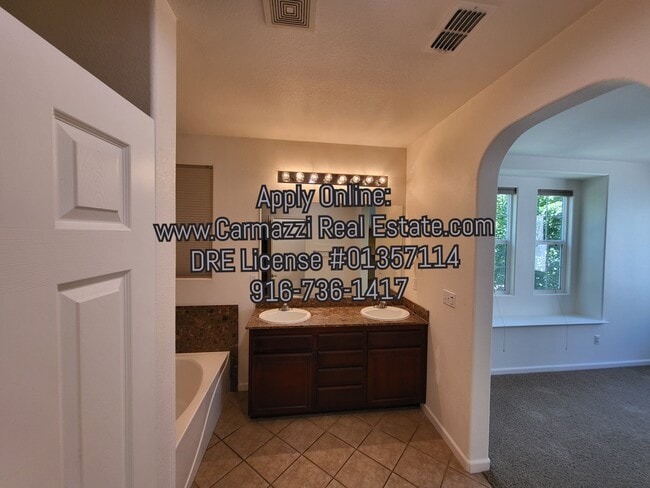 Building Photo - 3211 Tice Creek Way
