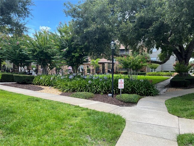 Building Photo - 2500 Winding Creek Blvd