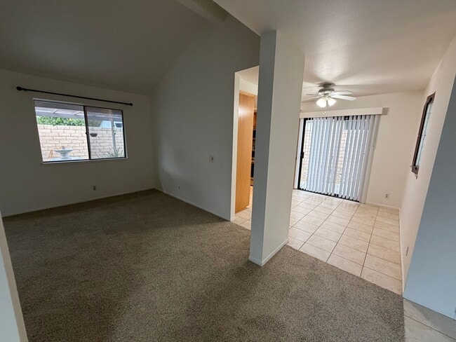 Building Photo - Single story 3 bed, 2 bath home with yard