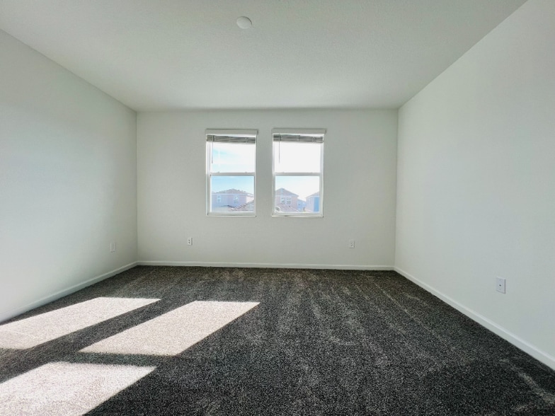 Building Photo - 1943 Flourish Ave