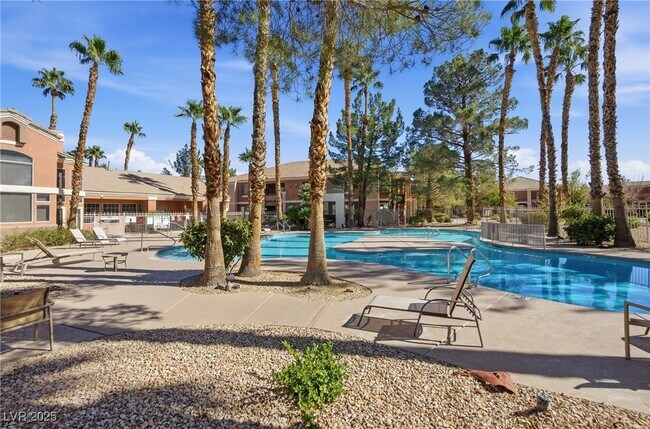 Building Photo - 1501 Truett St