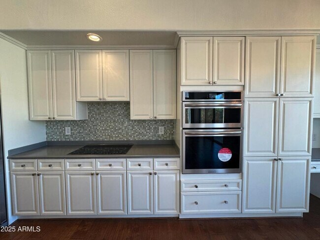 Building Photo - 11678 E Appaloosa Pl