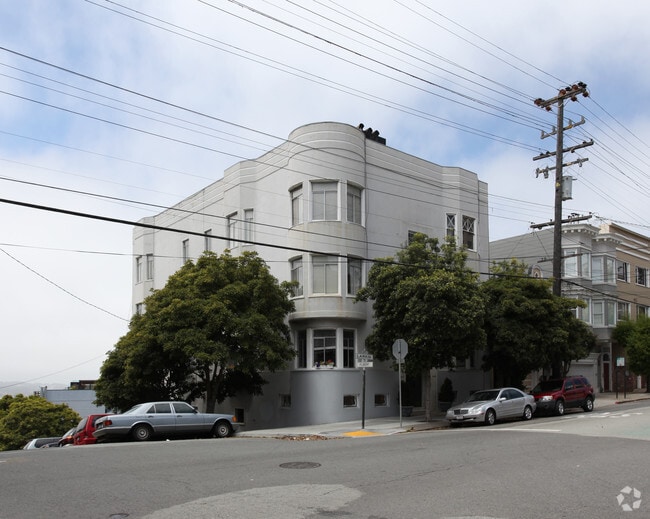 Primary Photo - 2401 Larkin St