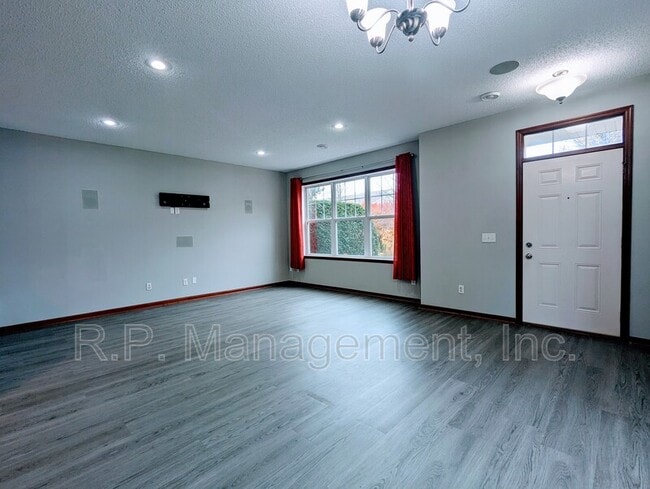 Building Photo - 3352 Hazel Trail