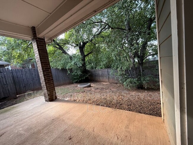 Building Photo - 2905 Quail Creek Rd