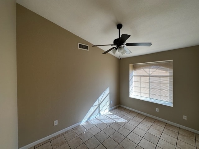 Building Photo - HOUSE FOR RENT