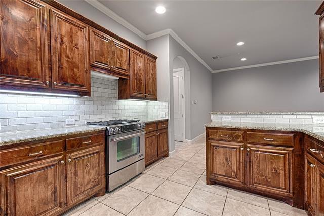 Building Photo - 8329 Moore St