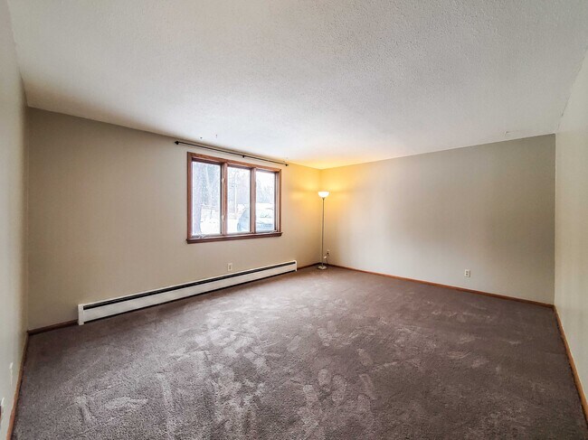 Building Photo - 11210 Sunset Trl
