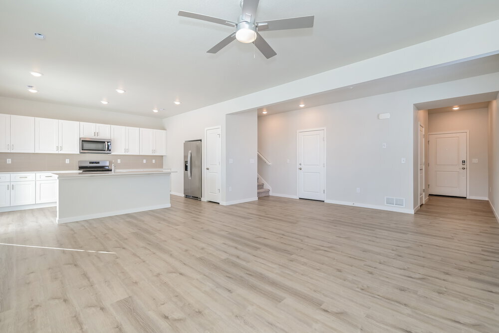 Building Photo - 2146 Flower Blossom Ave