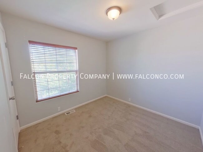 Building Photo - 6404 Casual Dr