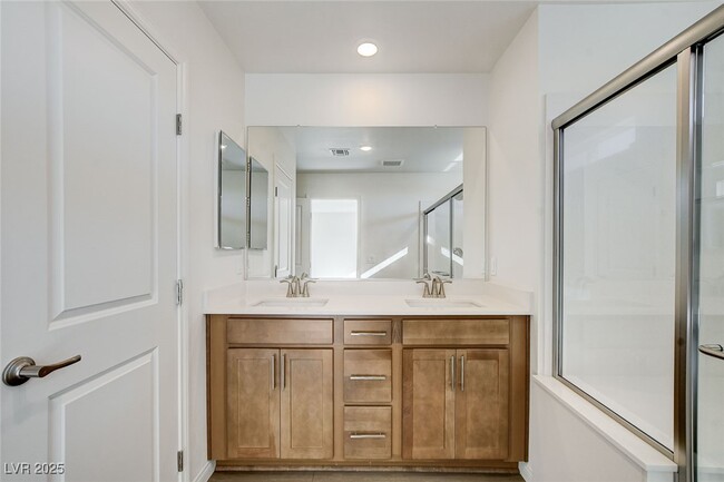 Building Photo - 10039 Sir Atlas Ct