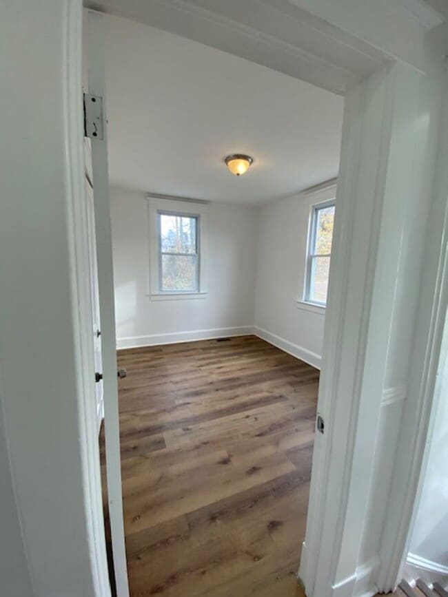 Building Photo - Gorgeous Parkville 3bd/3ba with 4th bd in Fin Bsmt. CAC! W/D! More! Available 5/15