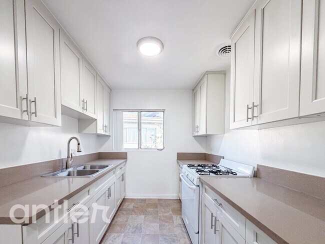 Building Photo - 4022 Palmyra Rd