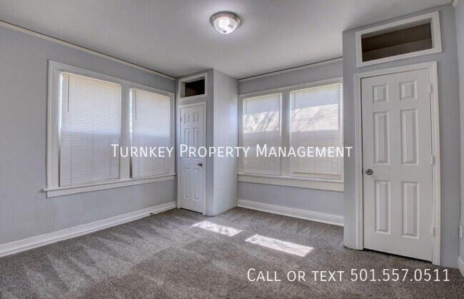 Building Photo - 1508 Sycamore St