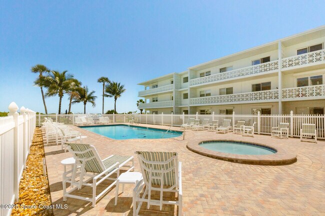 Building Photo - 4800 Ocean Beach Blvd
