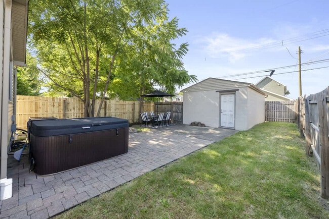 Building Photo - 530 Hanford St