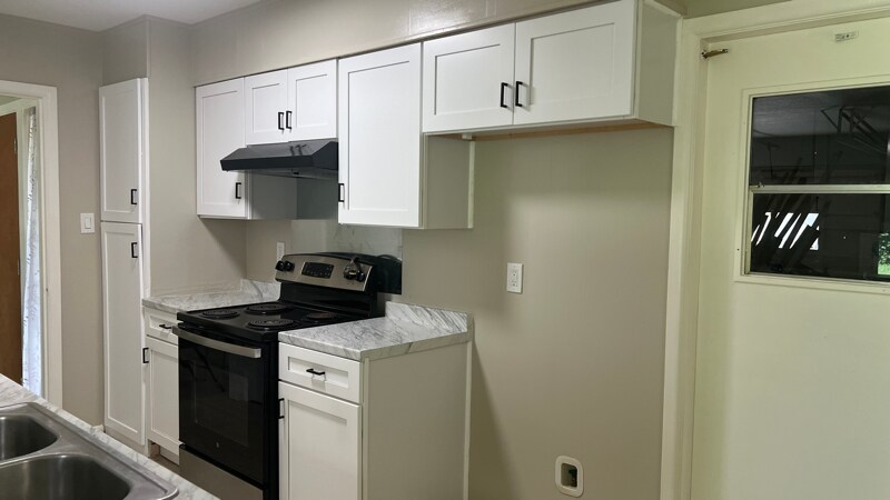 Building Photo - 7911 Riata Ave