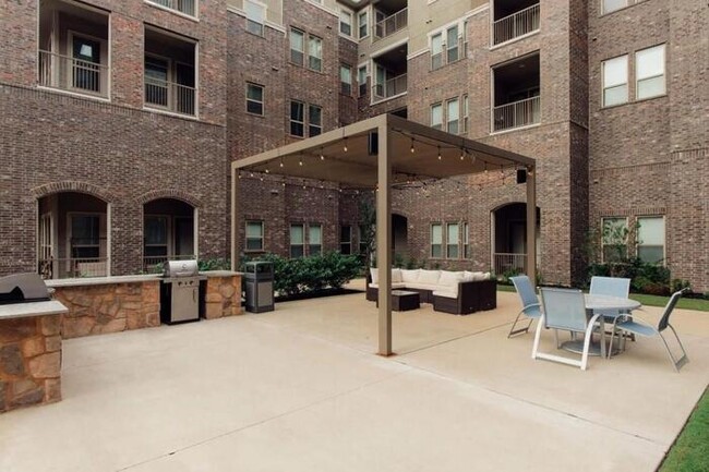 Building Photo - 7920 Collin David S Dr