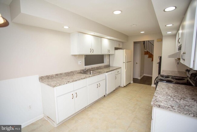 Building Photo - 1016 Eagle Ln