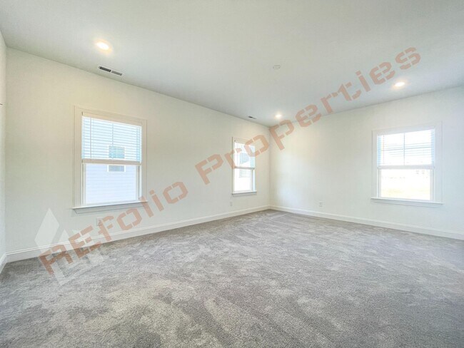 Building Photo - 709 Hardin Hill Lane