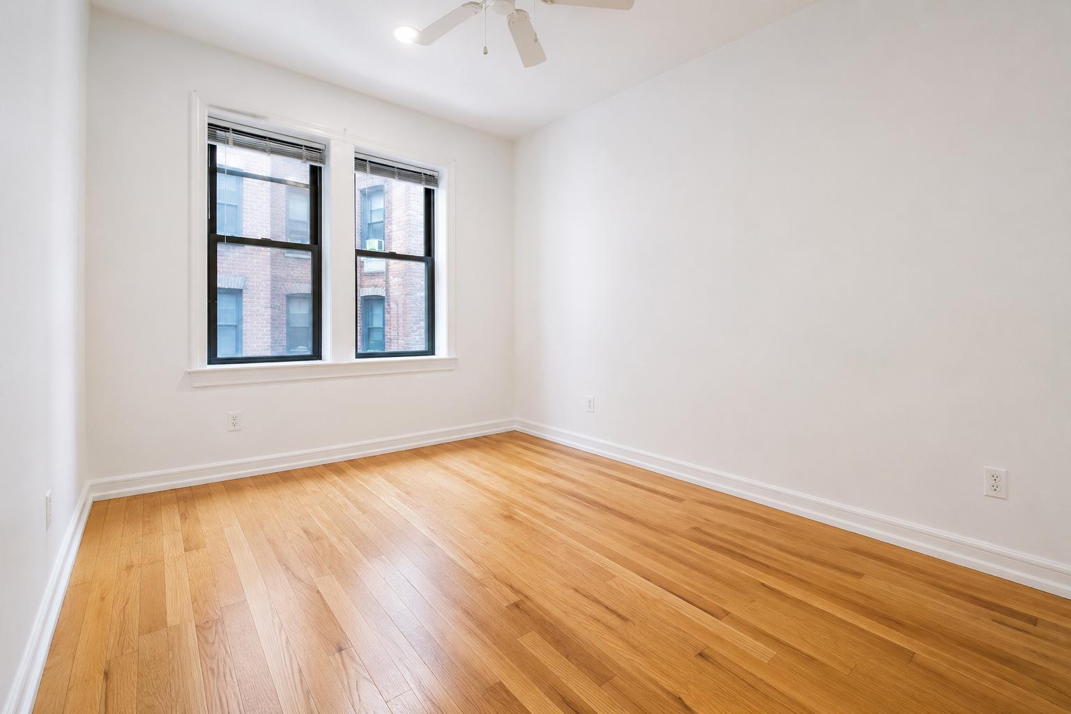 Building Photo - 4305 Broadway