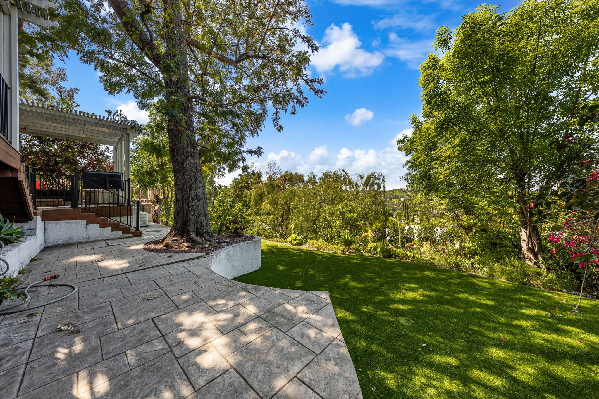 Building Photo - 4781 Galendo St