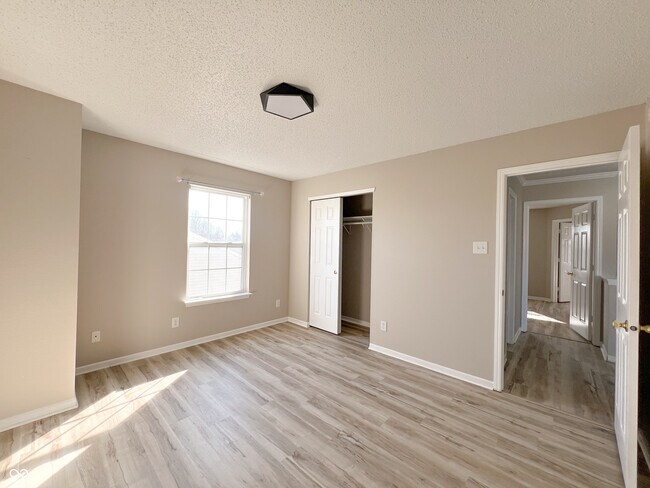Building Photo - 14243 Holly Berry Cir