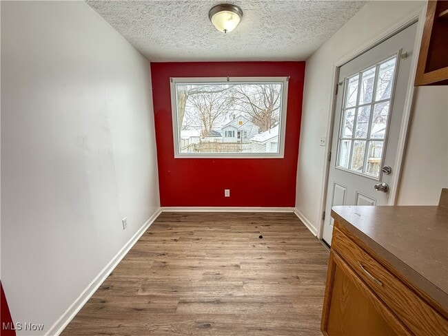 Building Photo - 1578 Salem Ave