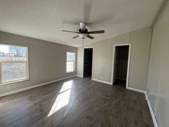 Building Photo - Available Home for Rent