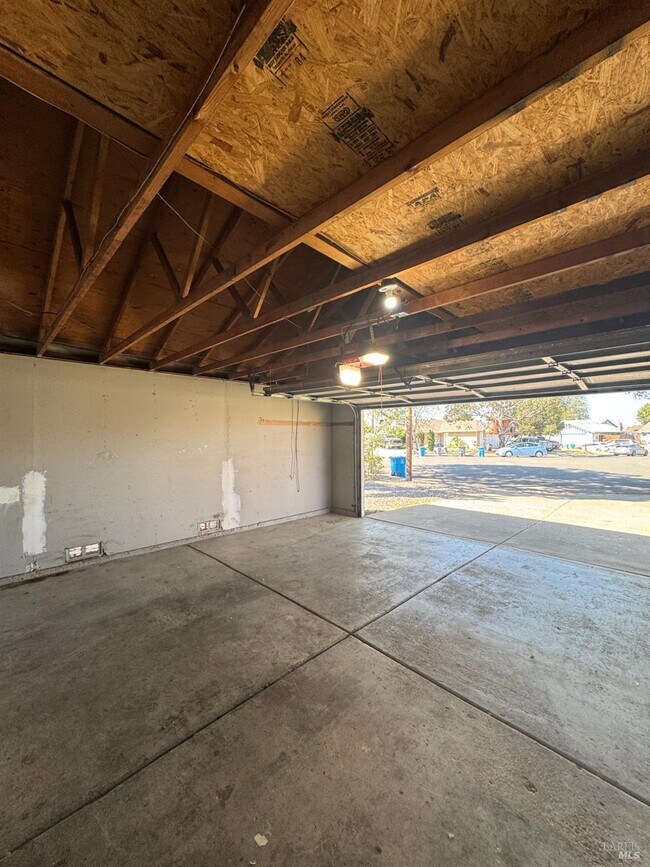 Building Photo - 120 Merrimac Ct
