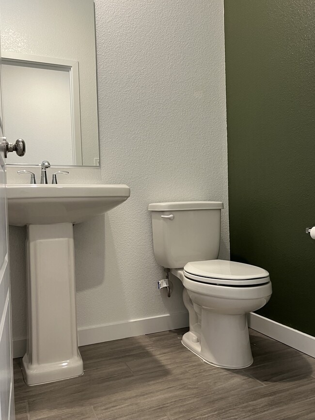 Building Photo - 1432 Algodon Rd