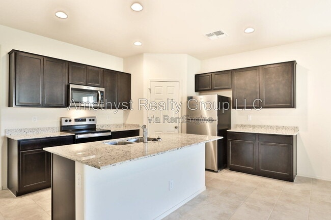 Building Photo - 24642 W Flores Dr