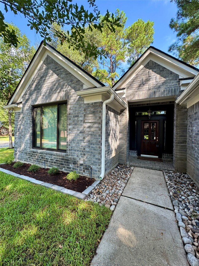 Building Photo - 42 Tranquil Glade Pl