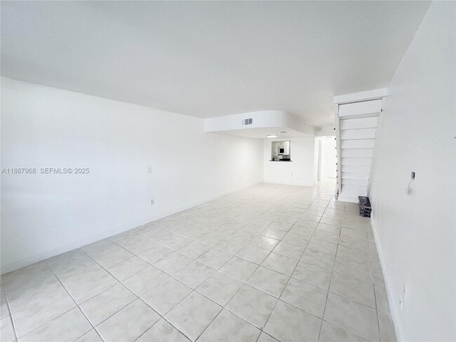 Building Photo - 3895 W 9th Way