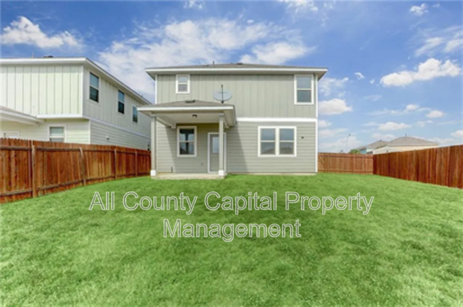 Building Photo - 424 Wapiti Rd