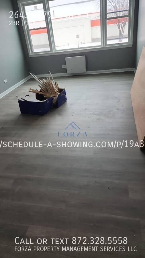 Building Photo - 2643 W 79th St