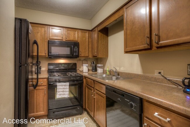 Building Photo - 421 N 40th St