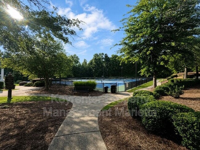 Building Photo - 101 Honeydew Ln